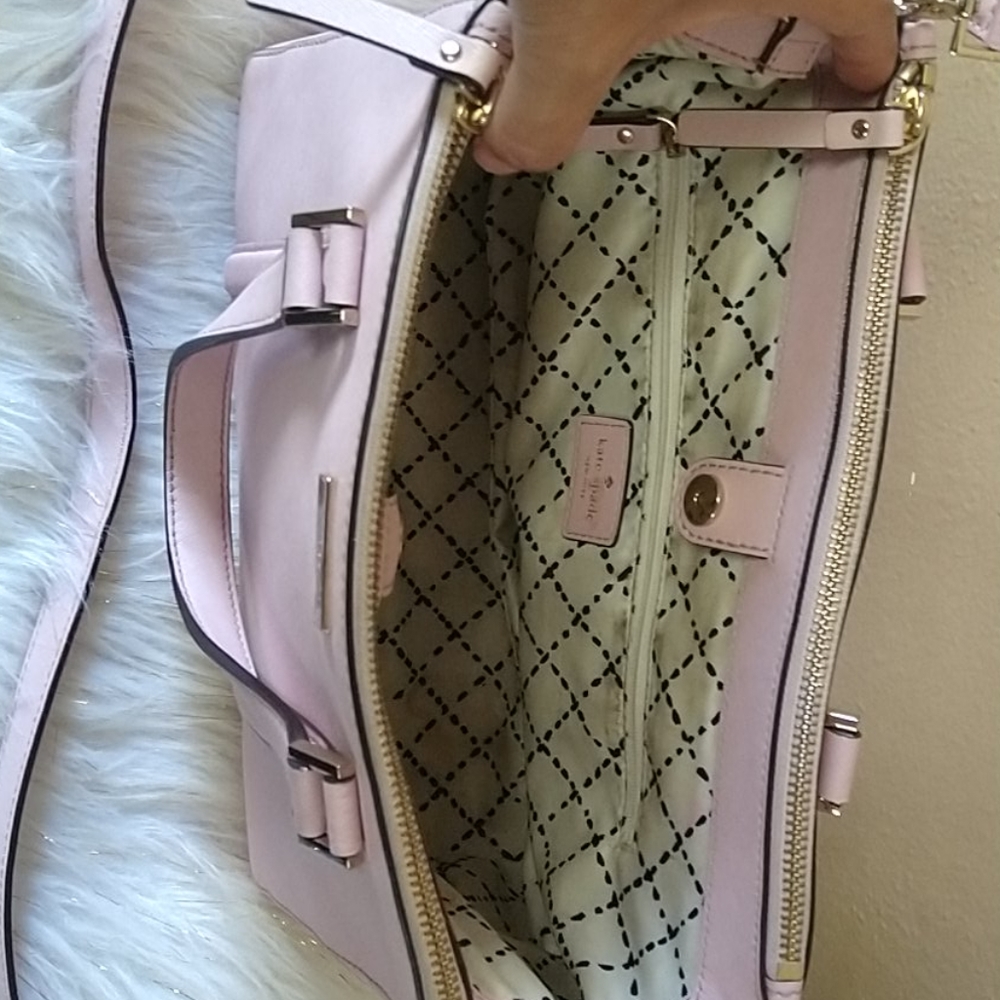 Kate spade purse! - Picture 5 of 8